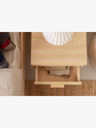 Mesa de cabeceira de madeira com 2 gavetas 39x39 LIBE | LUFE