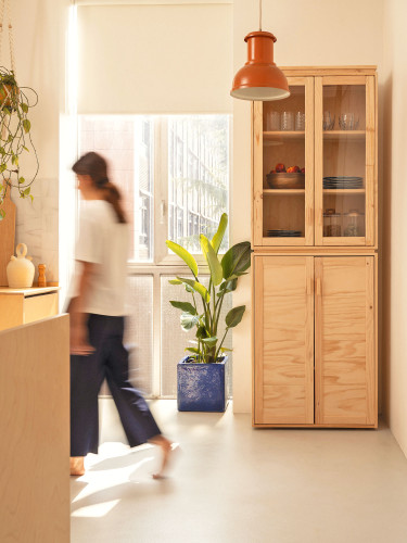 Vitrine placard en bois naturel | LUFE