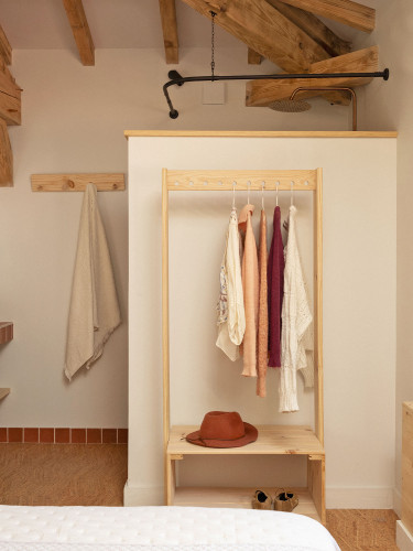 Stender appendiabiti BEKA 180x70 cm in legno | LUFE