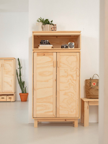 Armadio da ingresso in legno naturale | LUFE