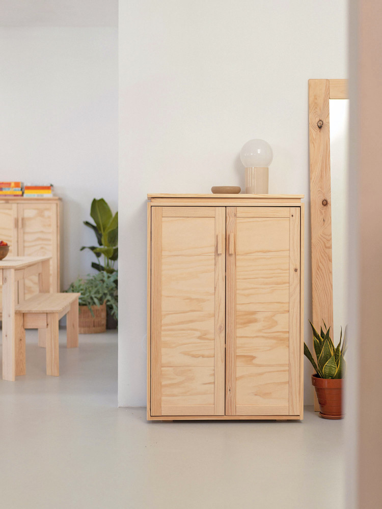 Module d'armoire en bois naturel avec portes | LUFE 2