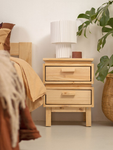Table de chevet en bois naturel avec tiroirs