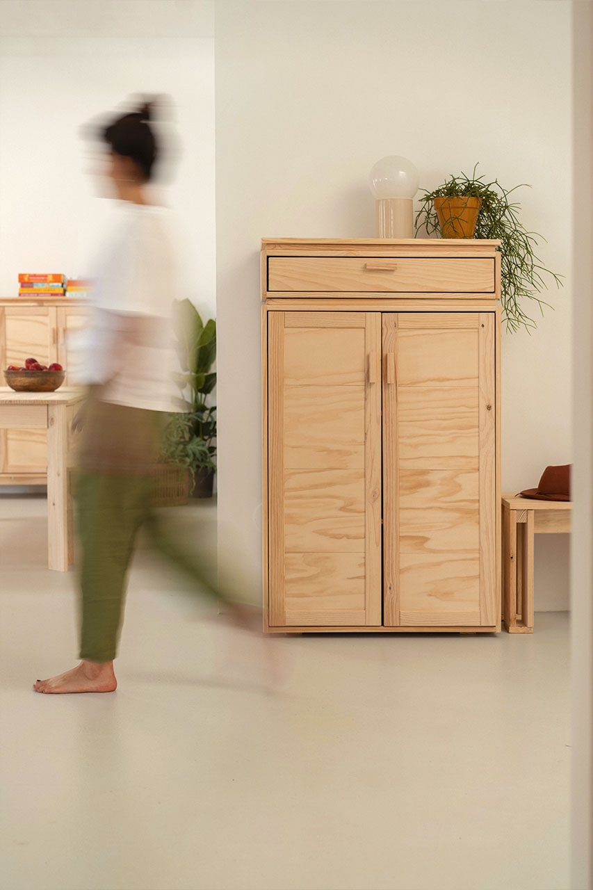 LIBE armadio basso con cassetto 78x133
