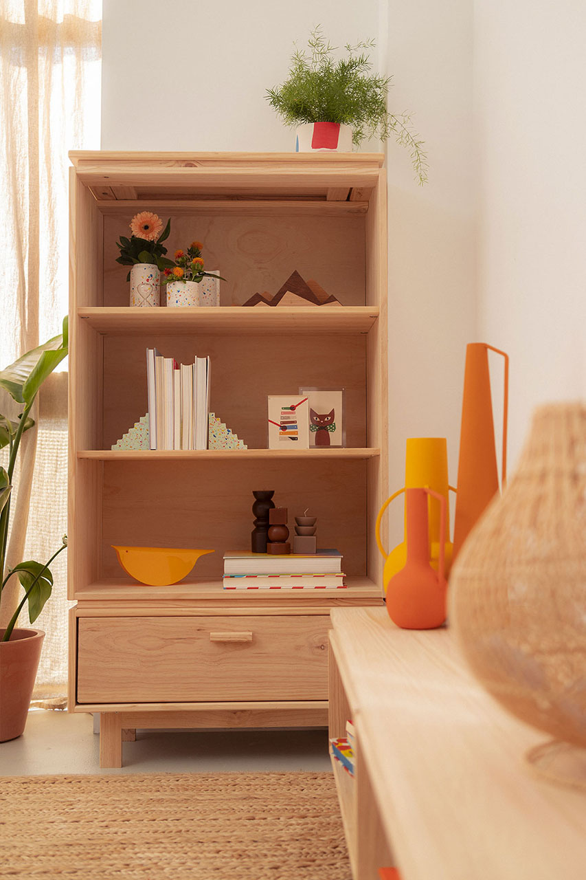 Imagen de ambiente 1 para:Estantería pequeña de madera natural 