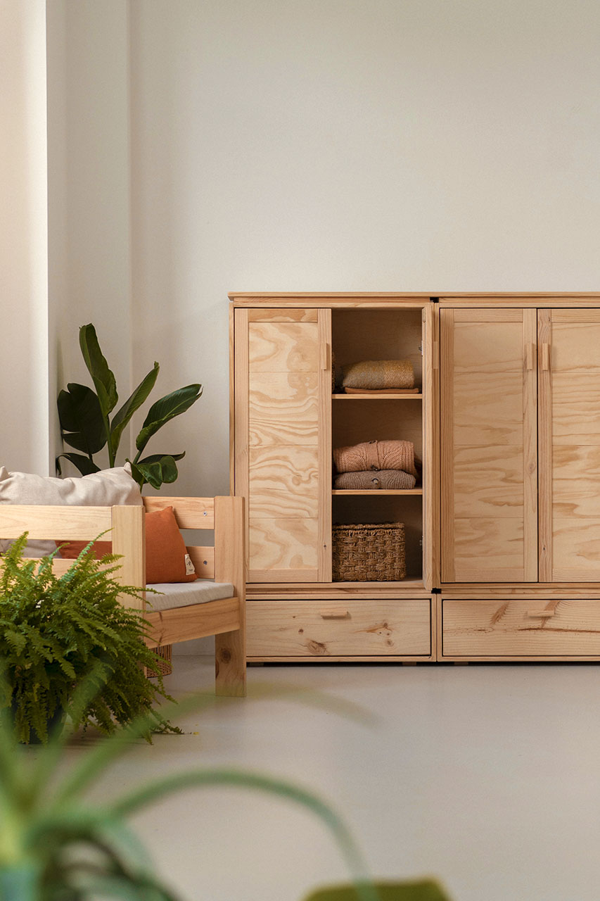 LIBE armadio basso con 2 cassetti 157x143