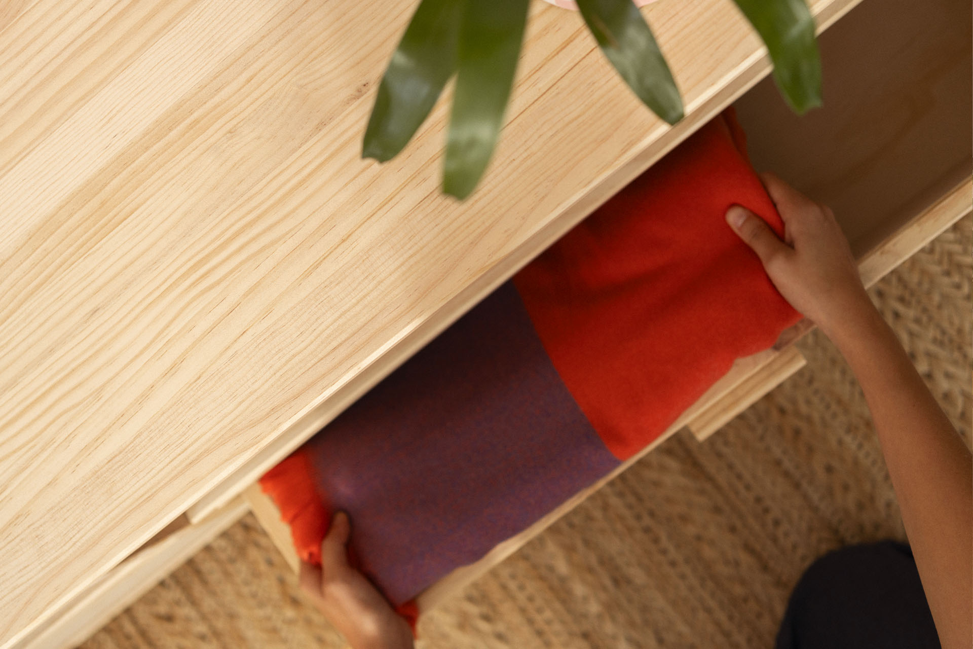 Imagen de ambiente 3 para:Muebles TV con cajones